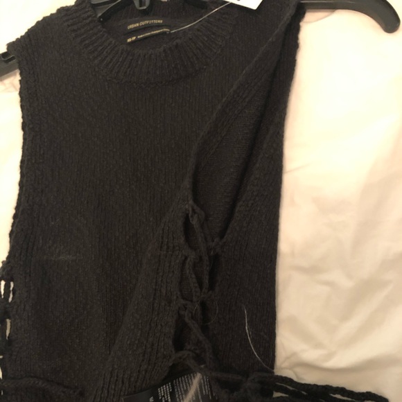 urban outfitters sweater tank top - Picture 3 of 3